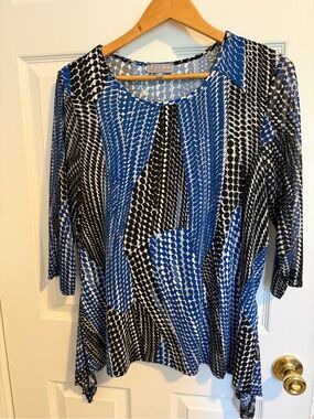 Laura petites Blue and Black Graphic Print Scoop Neck Tunic